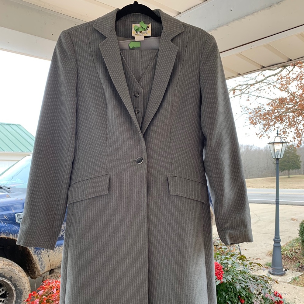 Reed Hill 3 Piece Ladies Saddleseat Suit